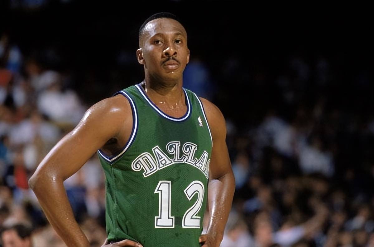 更因为他带 更因为他带