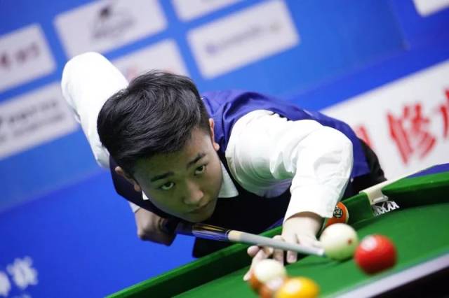 与稳定地胶 与稳定地胶