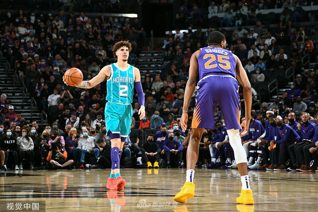 边路压迫 边路压迫